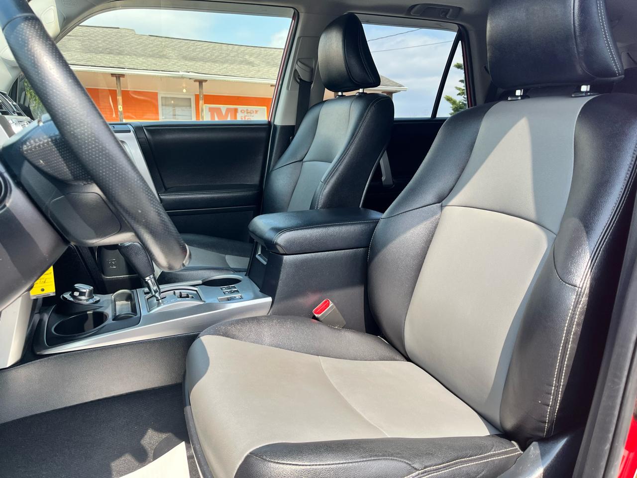 Toyota 4Runner 4dr SR5 V6 Auto 4WD (Natl) 2014