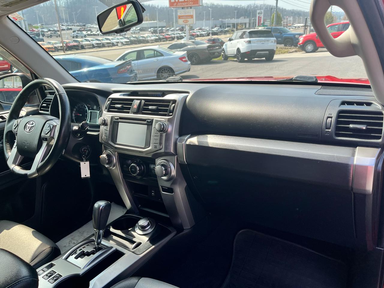 Toyota 4Runner 4dr SR5 V6 Auto 4WD (Natl) 2014