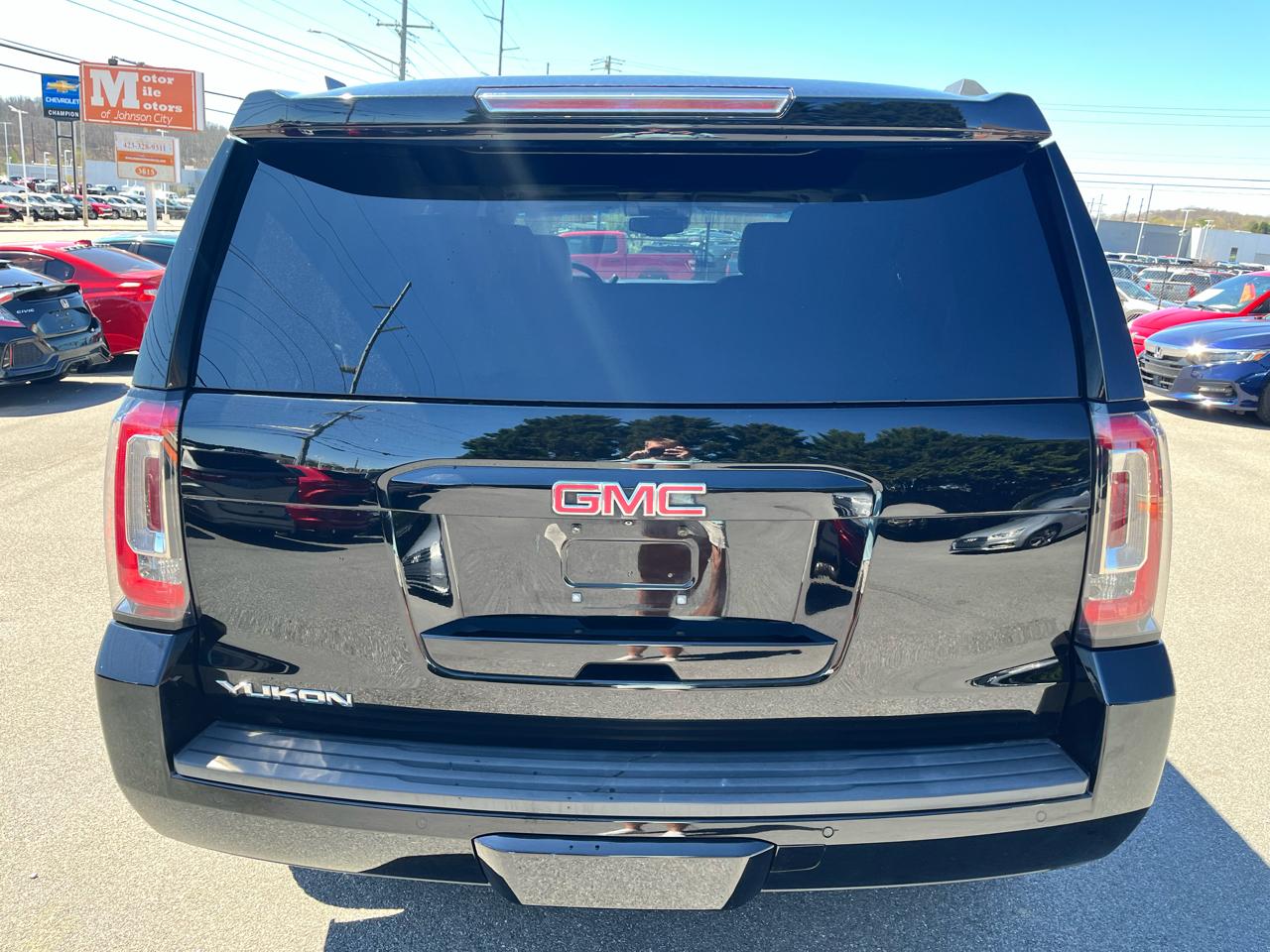 GMC Yukon 4WD 4dr SLT 2015