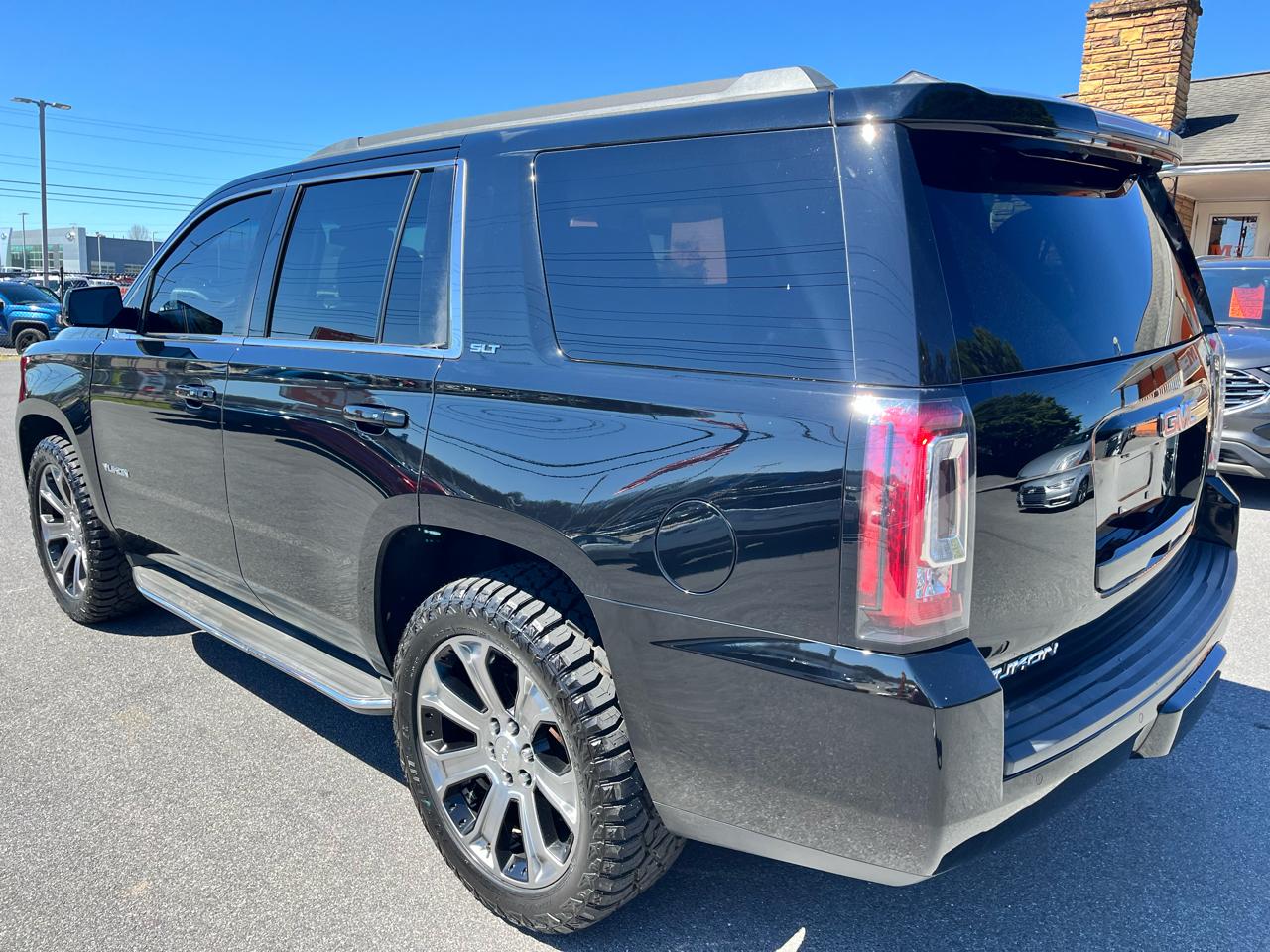 GMC Yukon 4WD 4dr SLT 2015