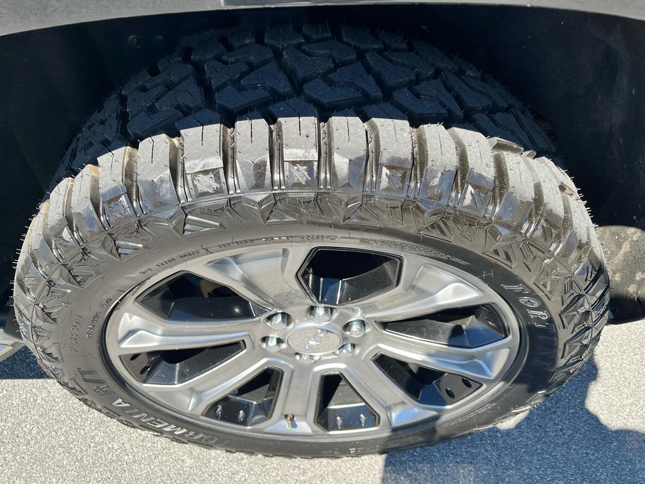 GMC Yukon 4WD 4dr SLT 2015