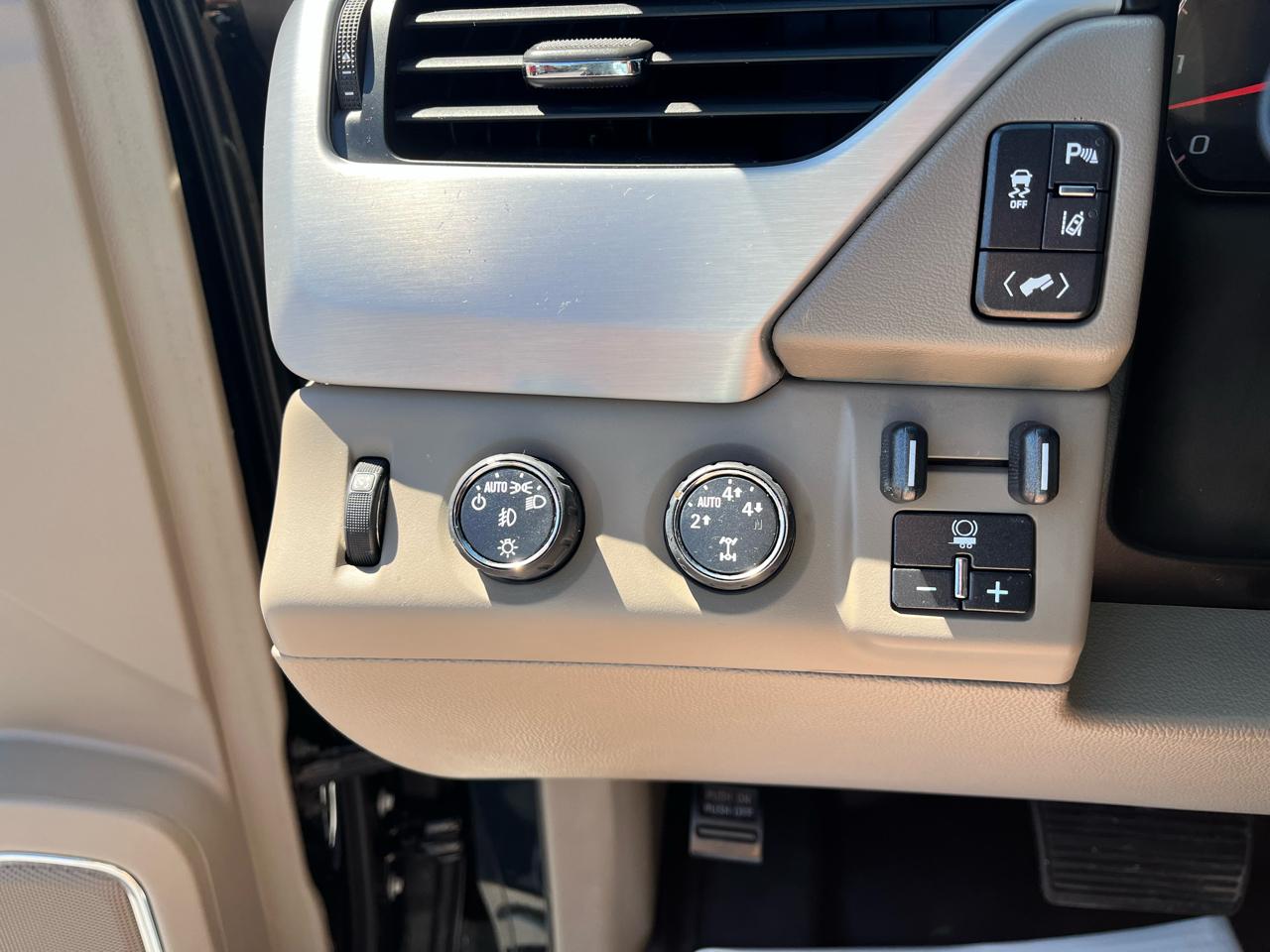 GMC Yukon 4WD 4dr SLT 2015