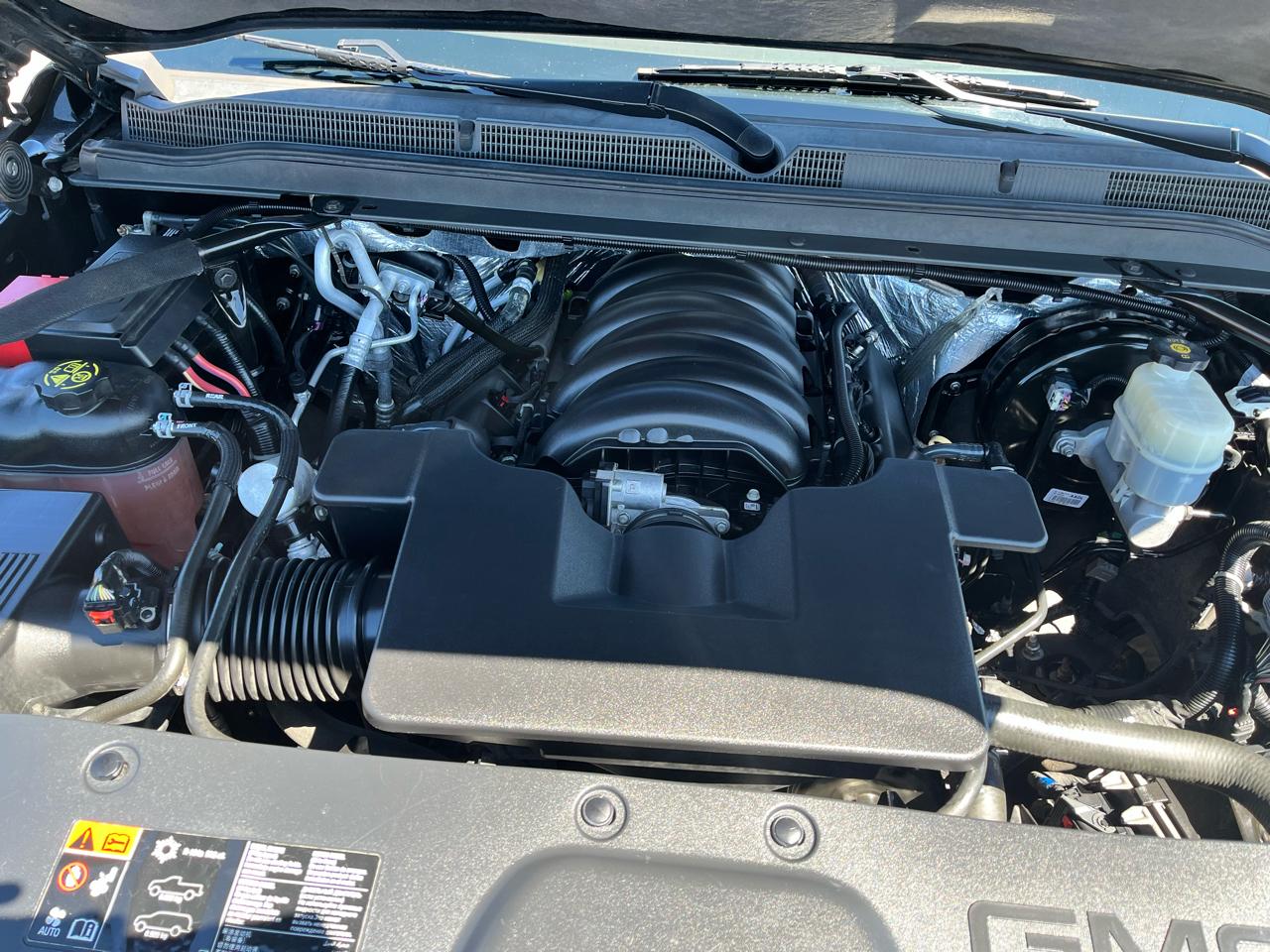 GMC Yukon 4WD 4dr SLT 2015