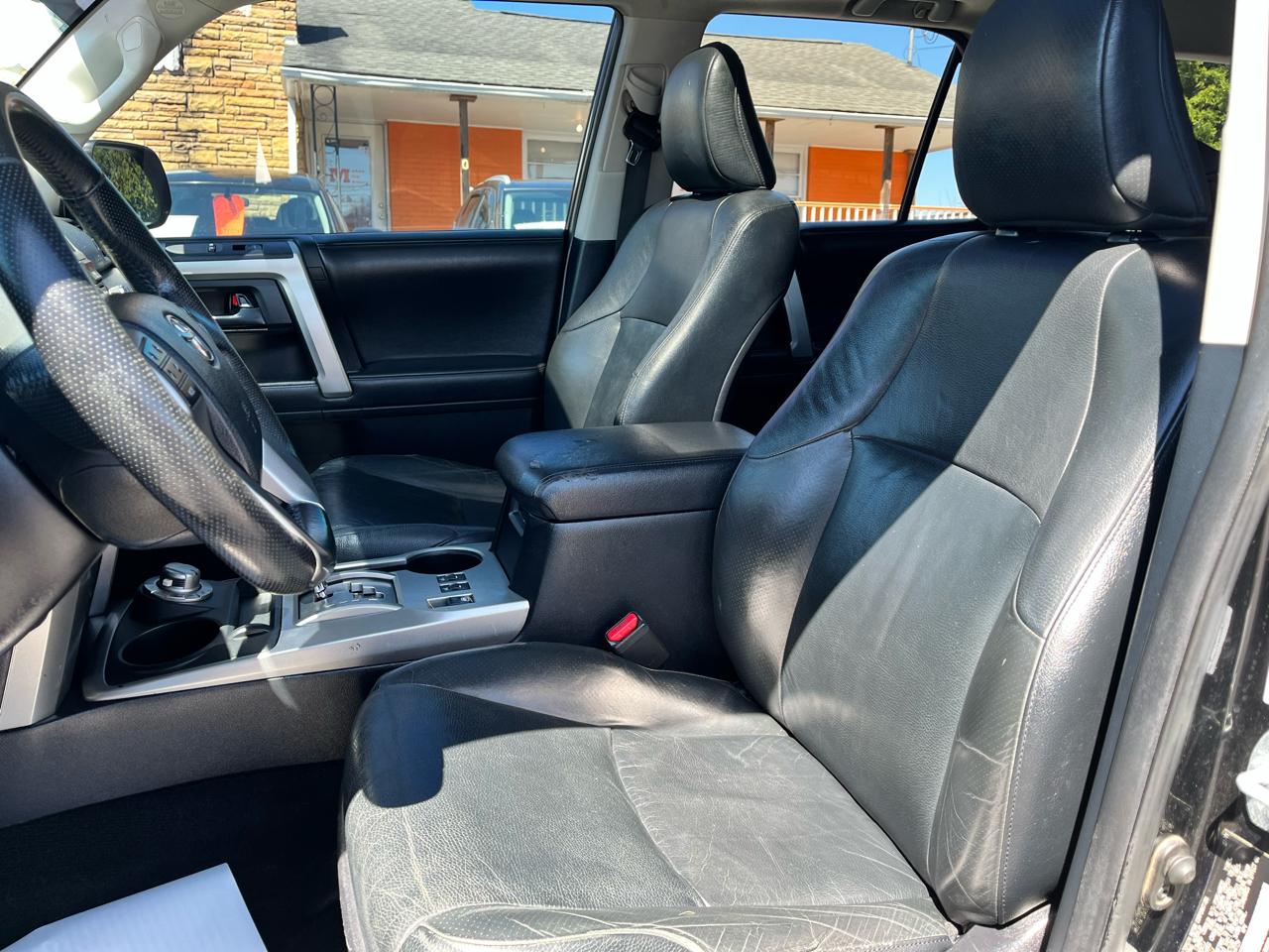 Toyota 4Runner 4WD 4dr V6 Limited (Natl) 2011