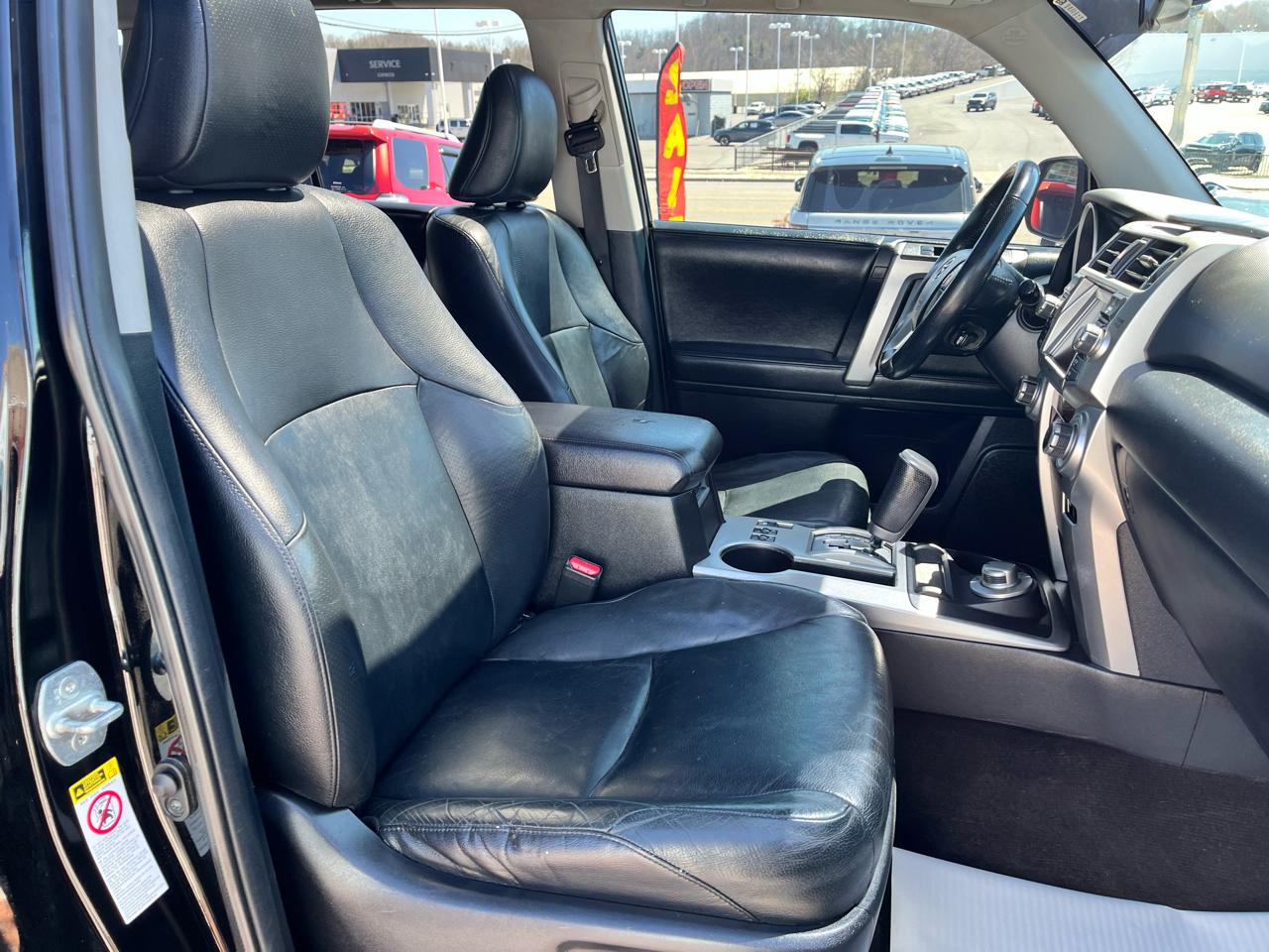 Toyota 4Runner 4WD 4dr V6 Limited (Natl) 2011