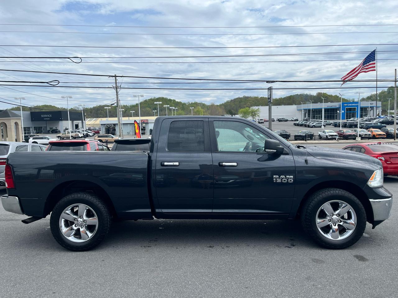 RAM 1500 Big Horn 4x4 Quad Cab 6'4" Box 2018