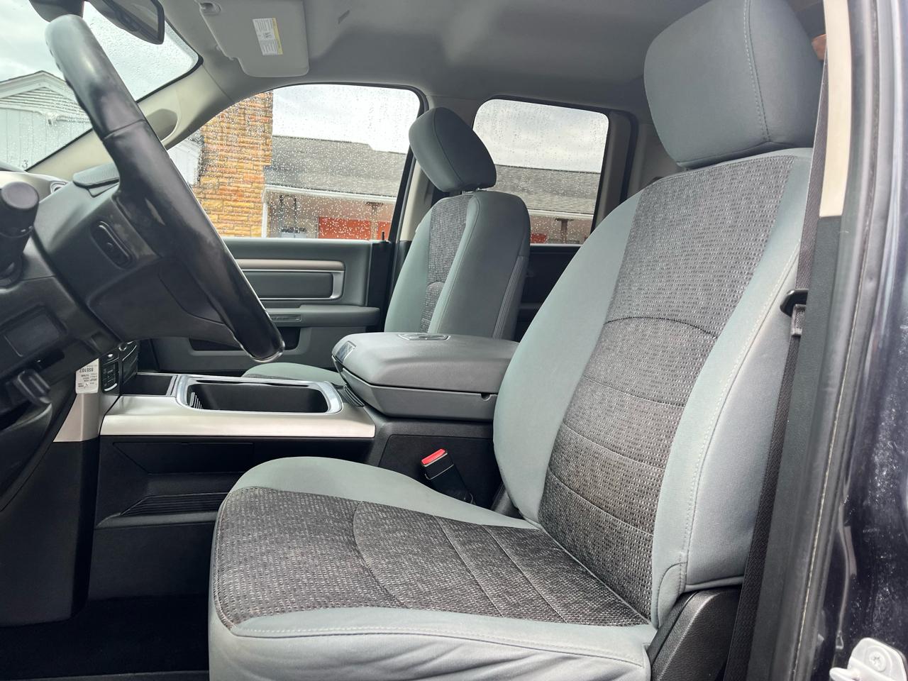 RAM 1500 Big Horn 4x4 Quad Cab 6'4" Box 2018