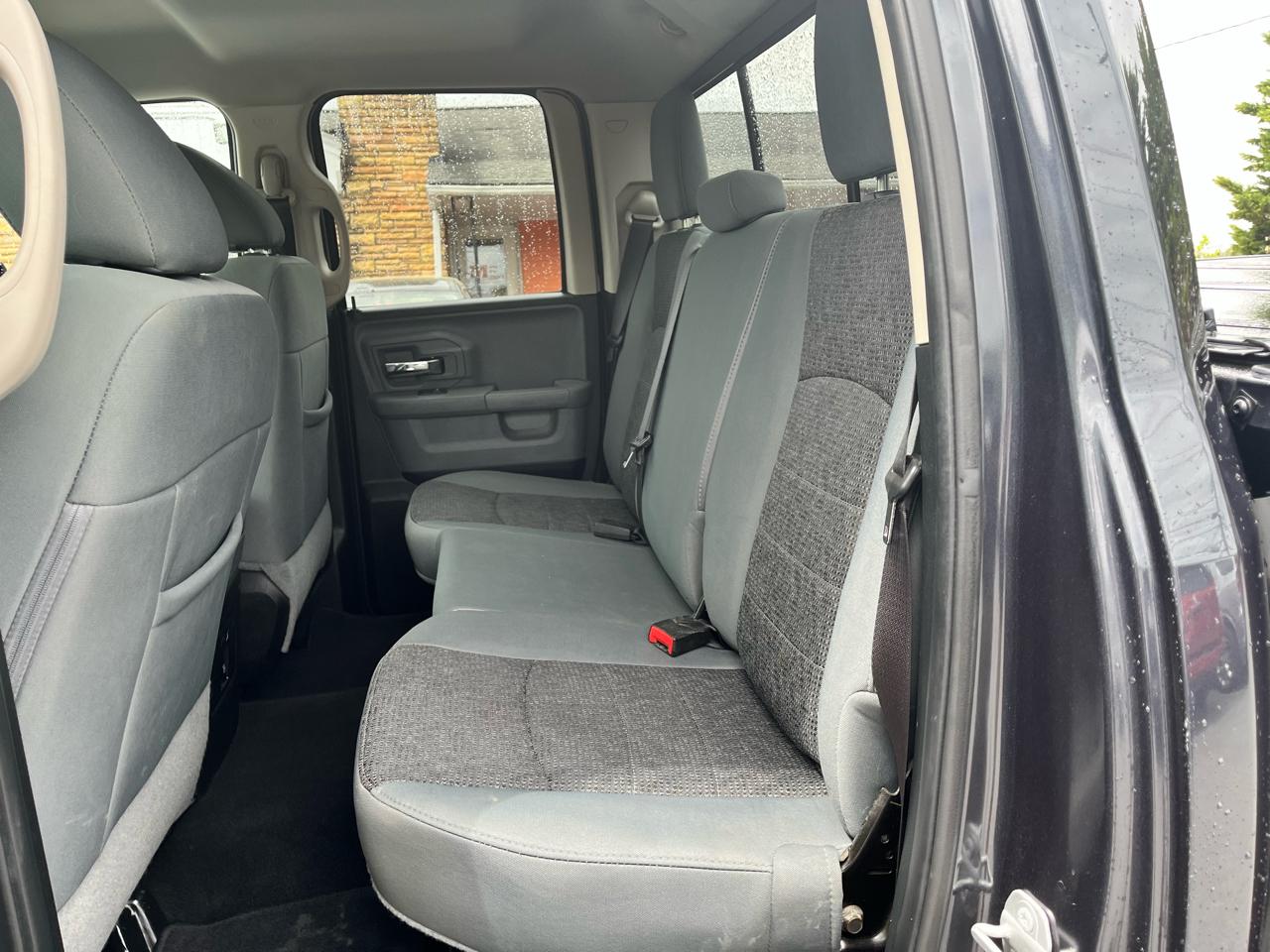 RAM 1500 Big Horn 4x4 Quad Cab 6'4" Box 2018