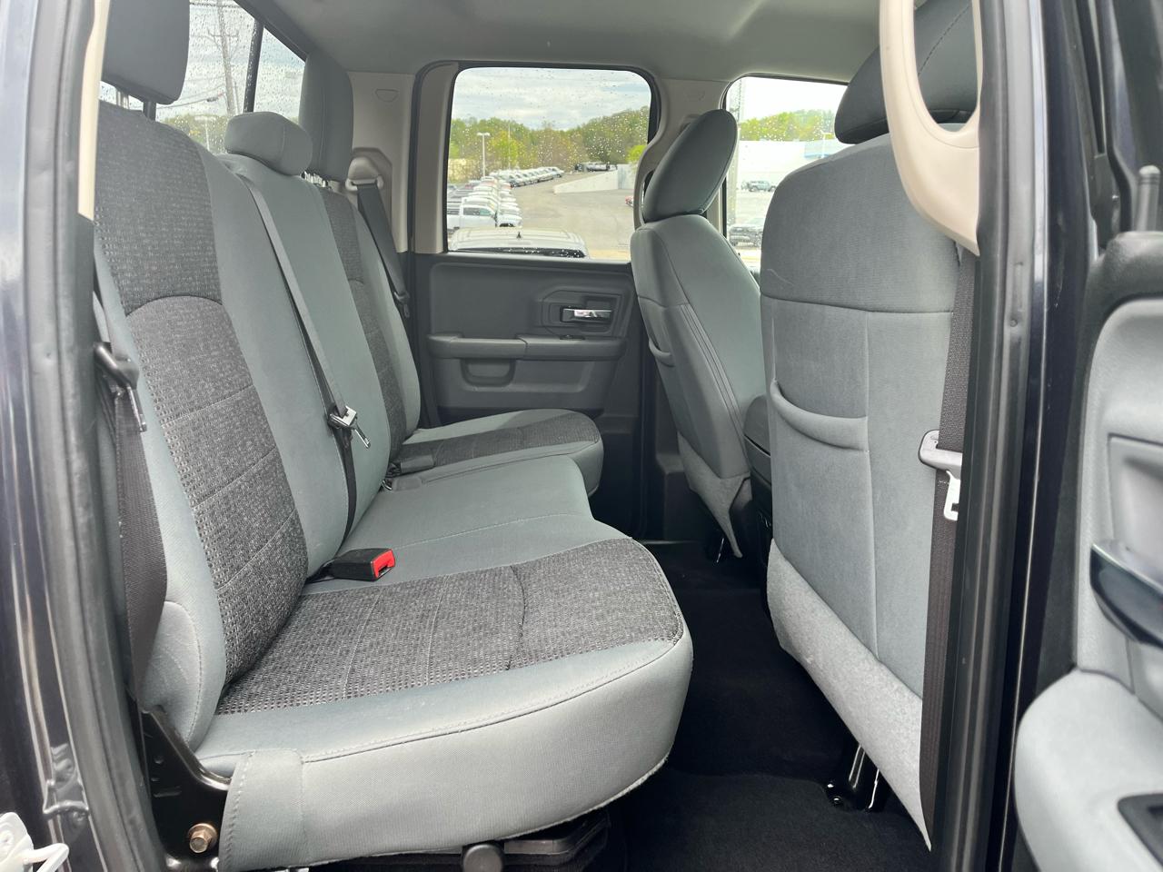 RAM 1500 Big Horn 4x4 Quad Cab 6'4" Box 2018