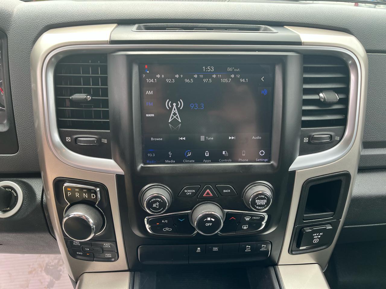 RAM 1500 Big Horn 4x4 Quad Cab 6'4" Box 2018