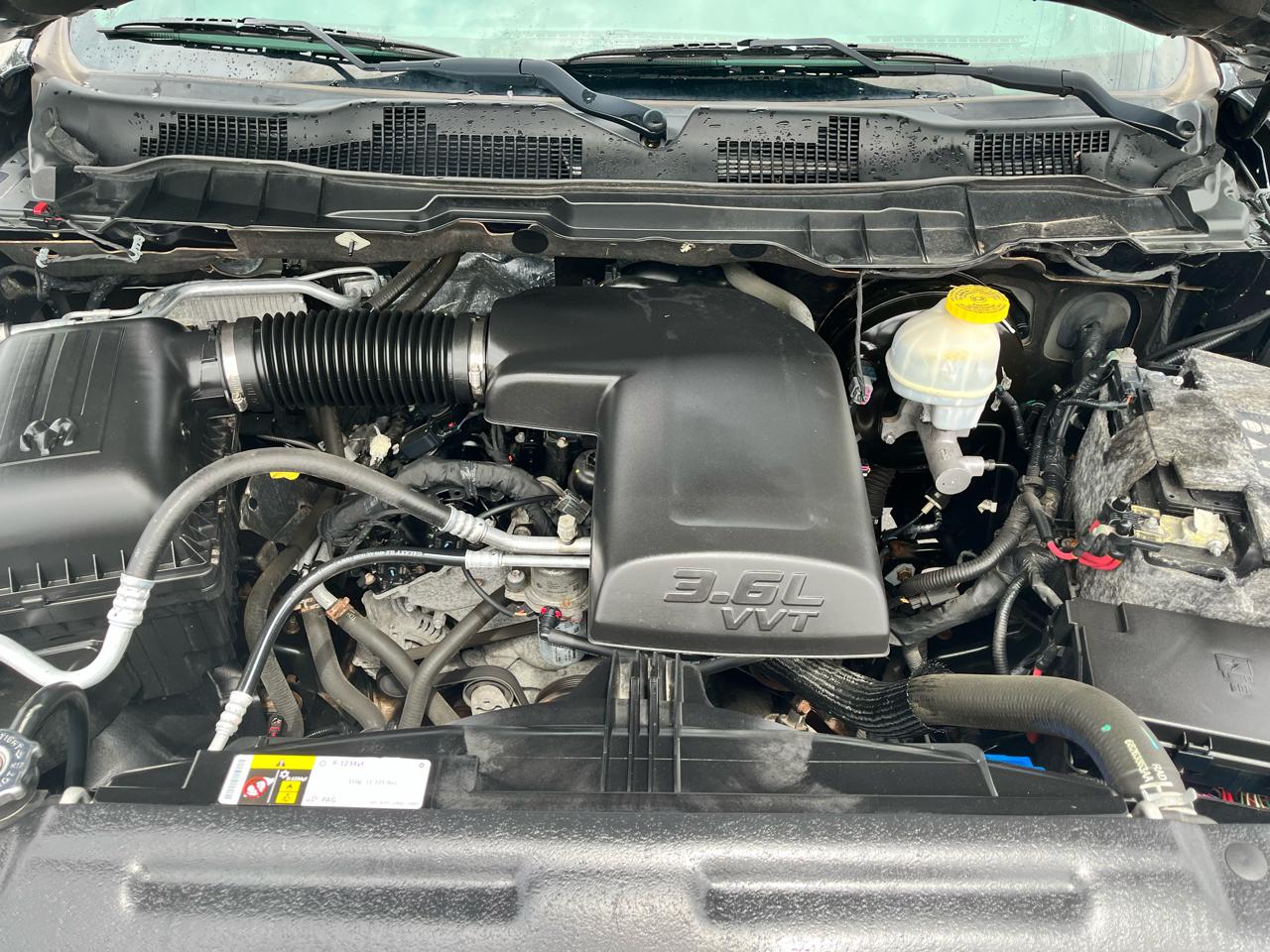 RAM 1500 Big Horn 4x4 Quad Cab 6'4" Box 2018