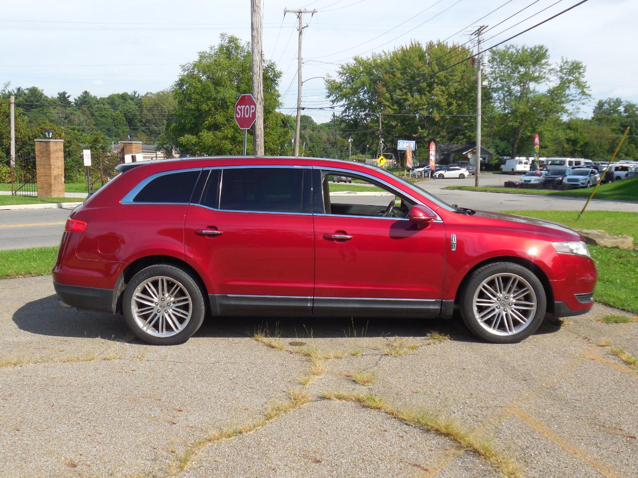 2013 Lincoln MKT 3.5L with EcoBoost AWD