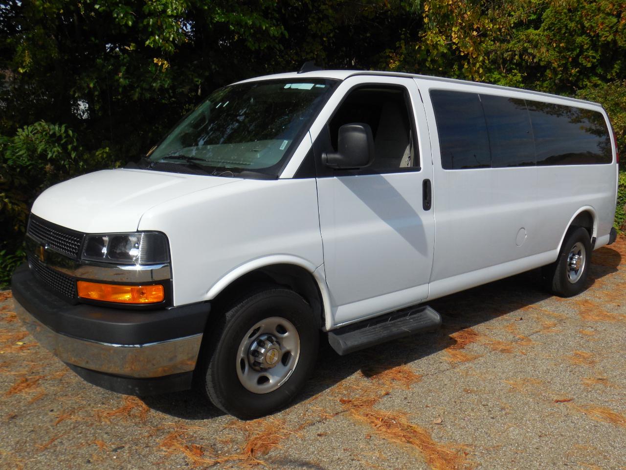 2025 Chevrolet Express LT 3500 Extended