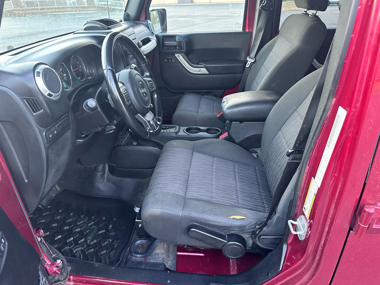 Jeep Wrangler Unlimited Rubicon 4WD 2011