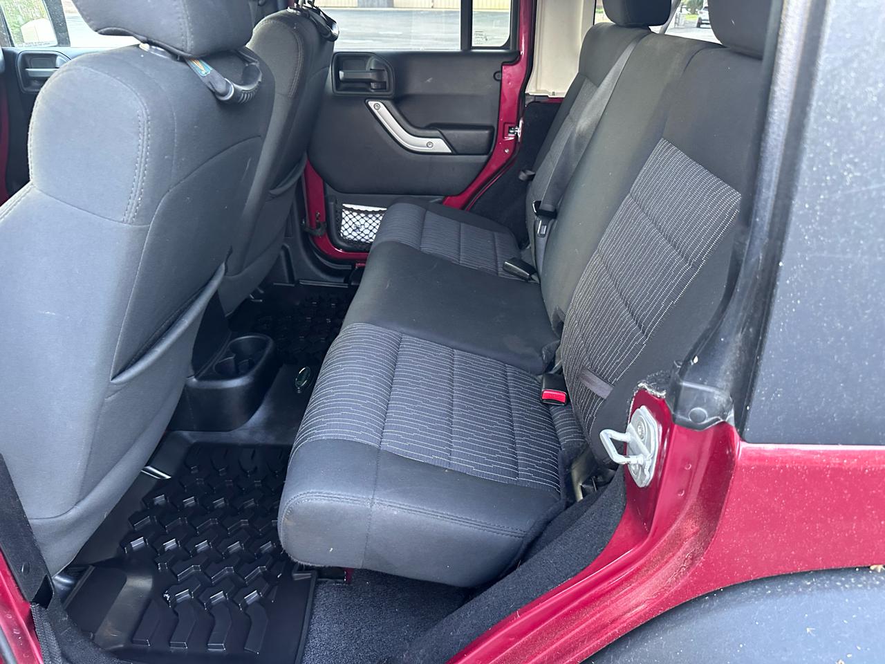 Jeep Wrangler Unlimited Rubicon 4WD 2011