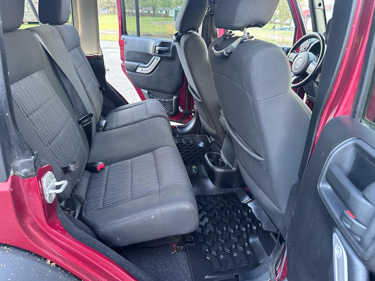 Jeep Wrangler Unlimited Rubicon 4WD 2011