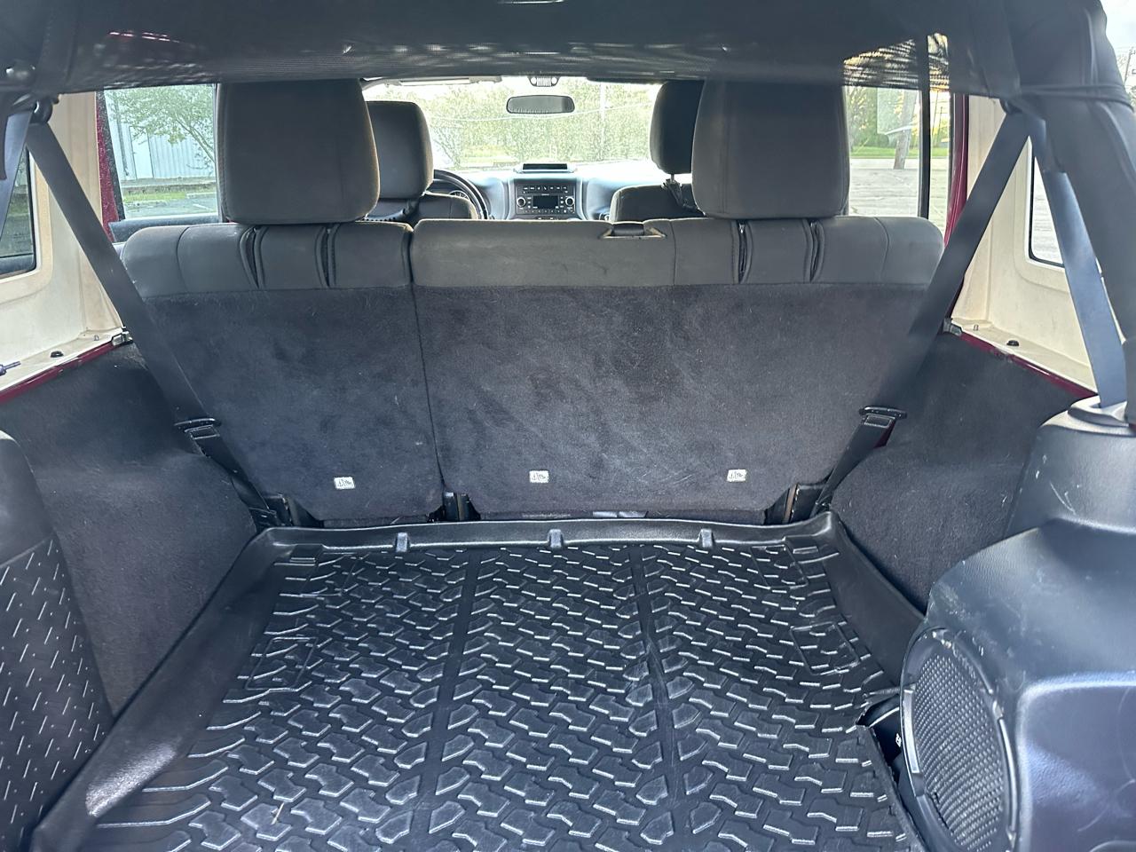 Jeep Wrangler Unlimited Rubicon 4WD 2011