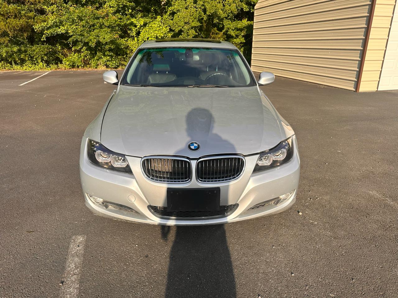 BMW 3-Series 335i xDrive SA 2011