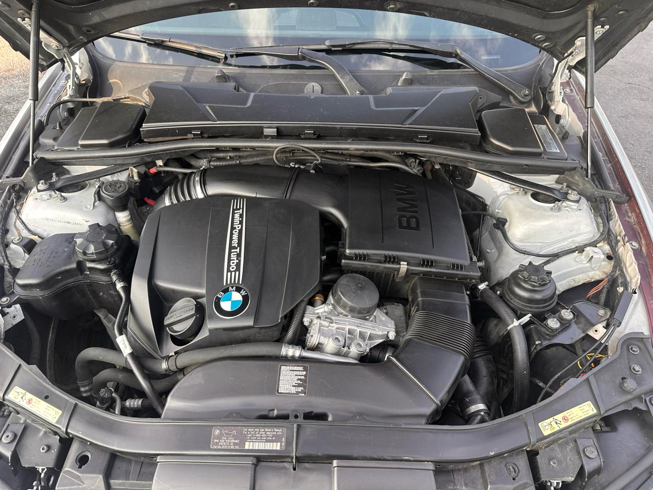 BMW 3-Series 335i xDrive SA 2011