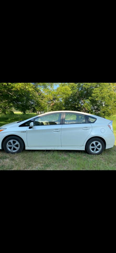 Toyota Prius Persona 4D Hatchback 2015