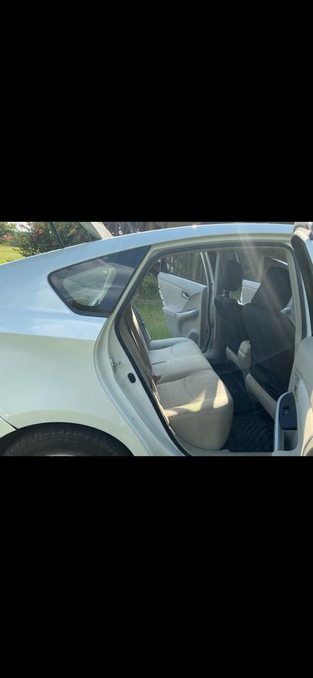 Toyota Prius Persona 4D Hatchback 2015