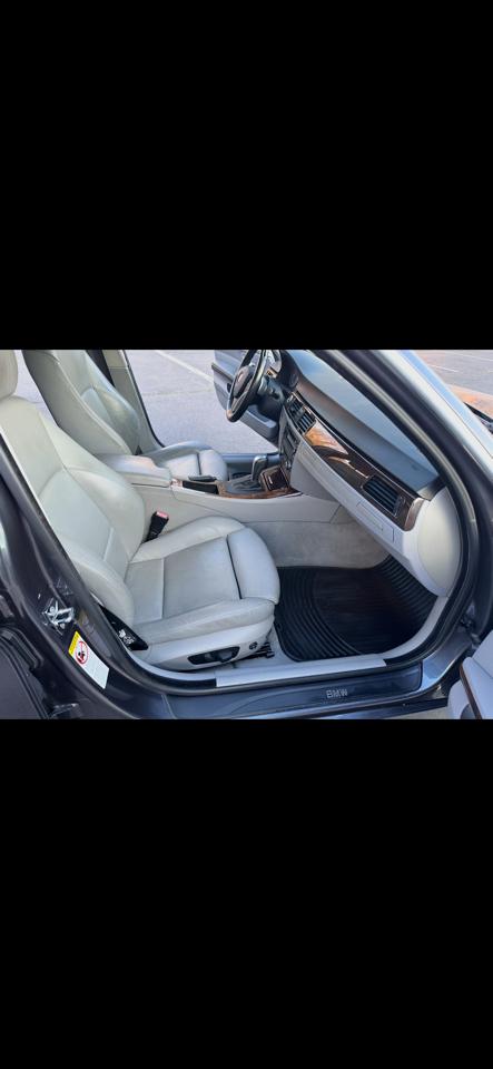 BMW 3-Series 335i 2008