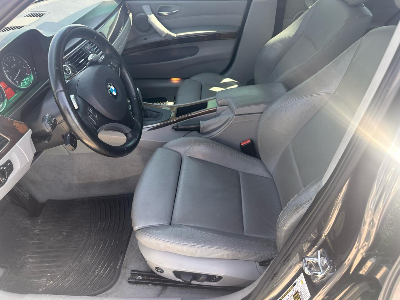 BMW 3-Series 335i 2008