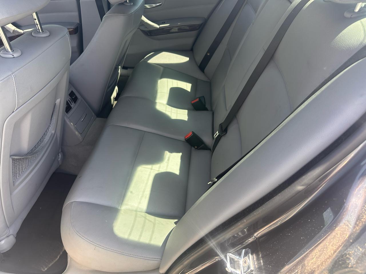 BMW 3-Series 335i 2008