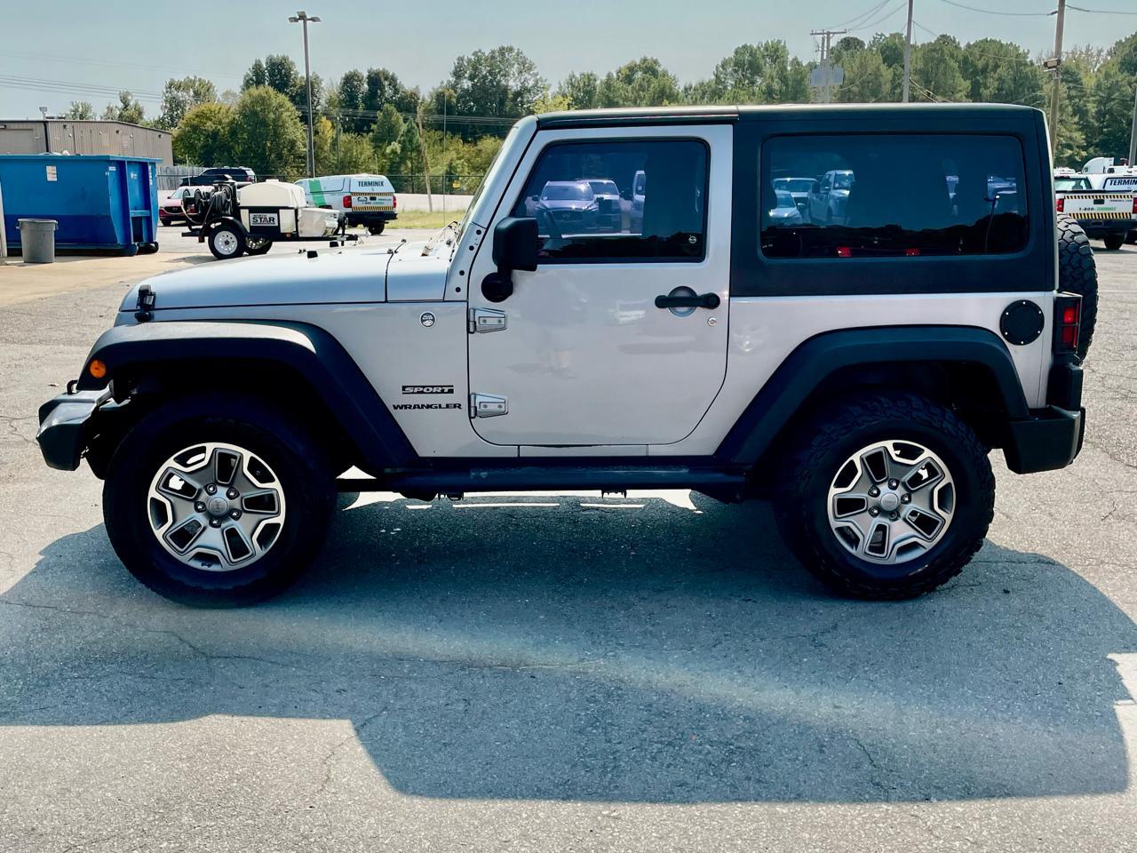 Jeep Wrangler Sport 4WD 2014