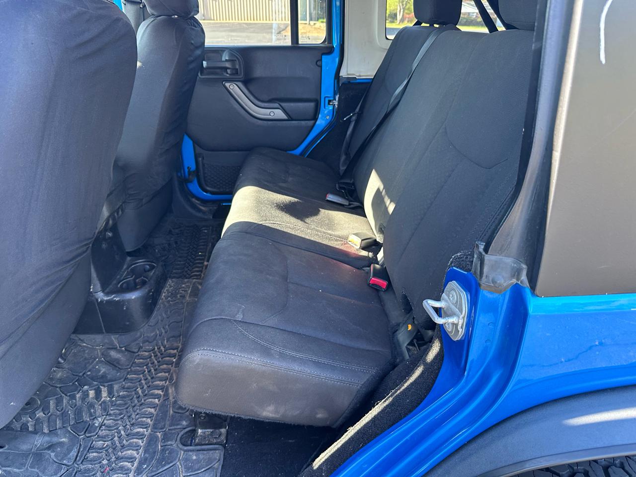 Jeep Wrangler Unlimited Sport 4WD 2015