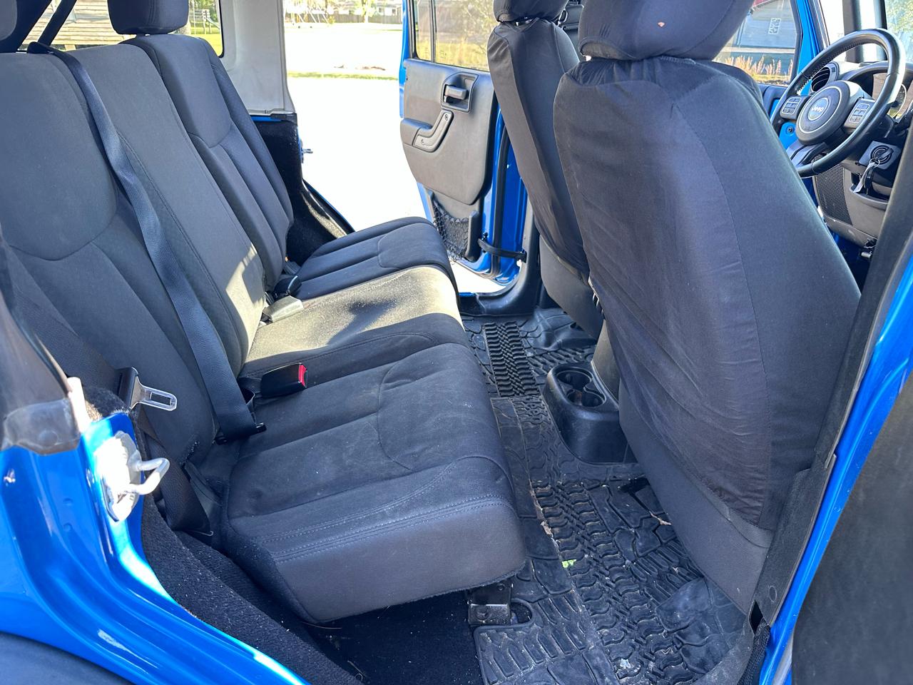 Jeep Wrangler Unlimited Sport 4WD 2015