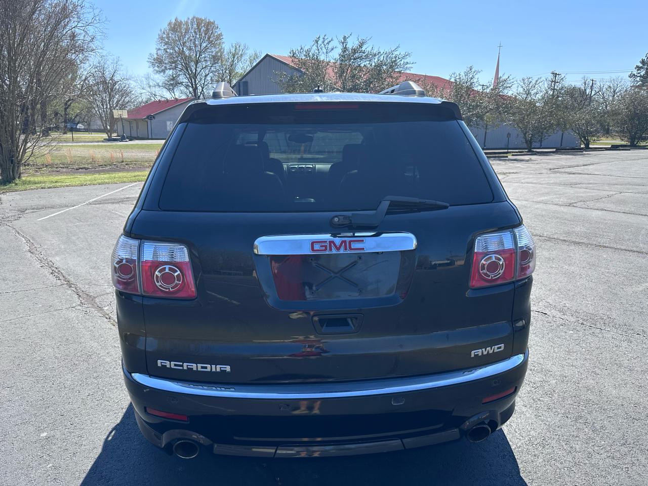 GMC Acadia Denali AWD 2011