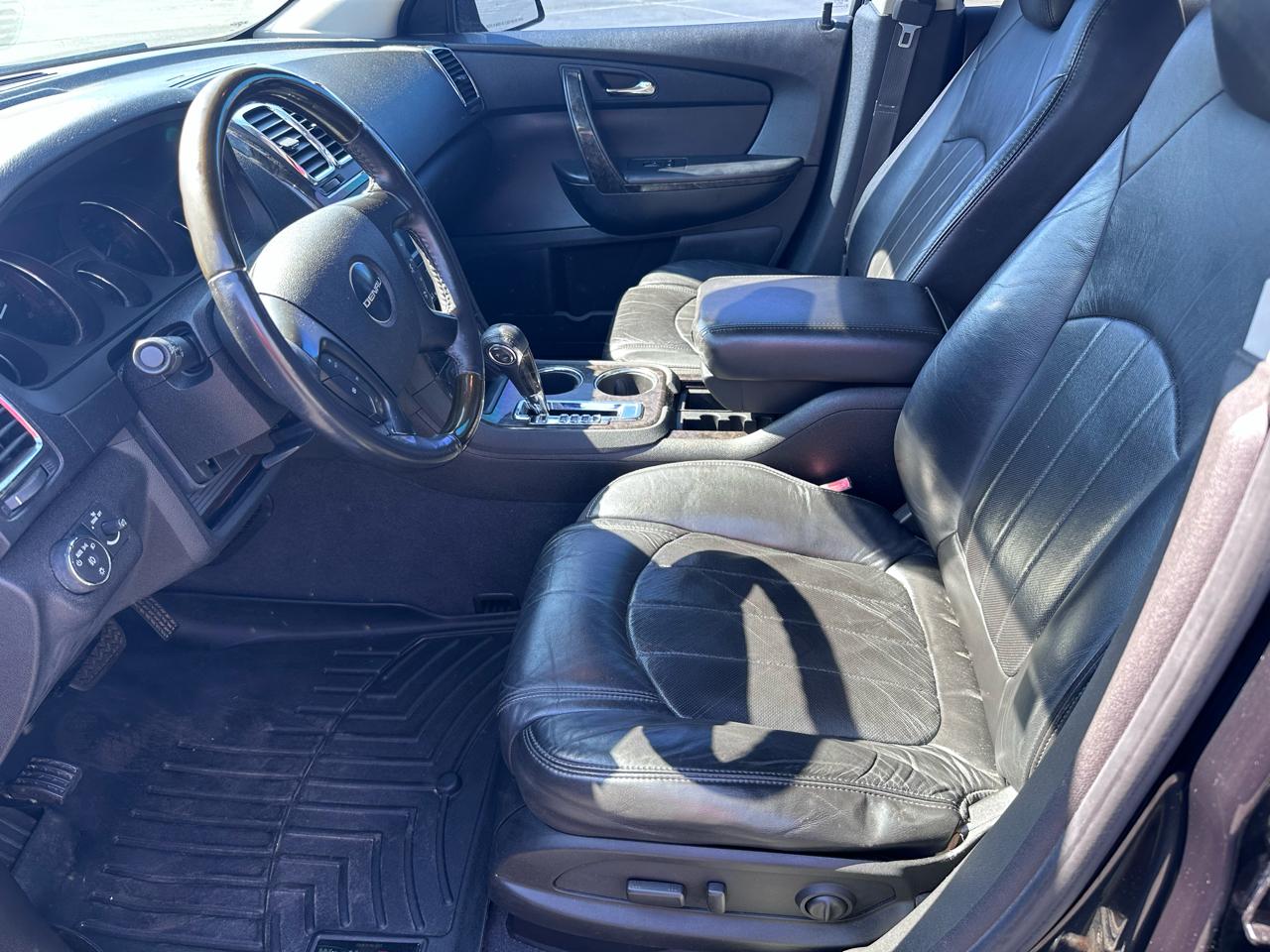 GMC Acadia Denali AWD 2011