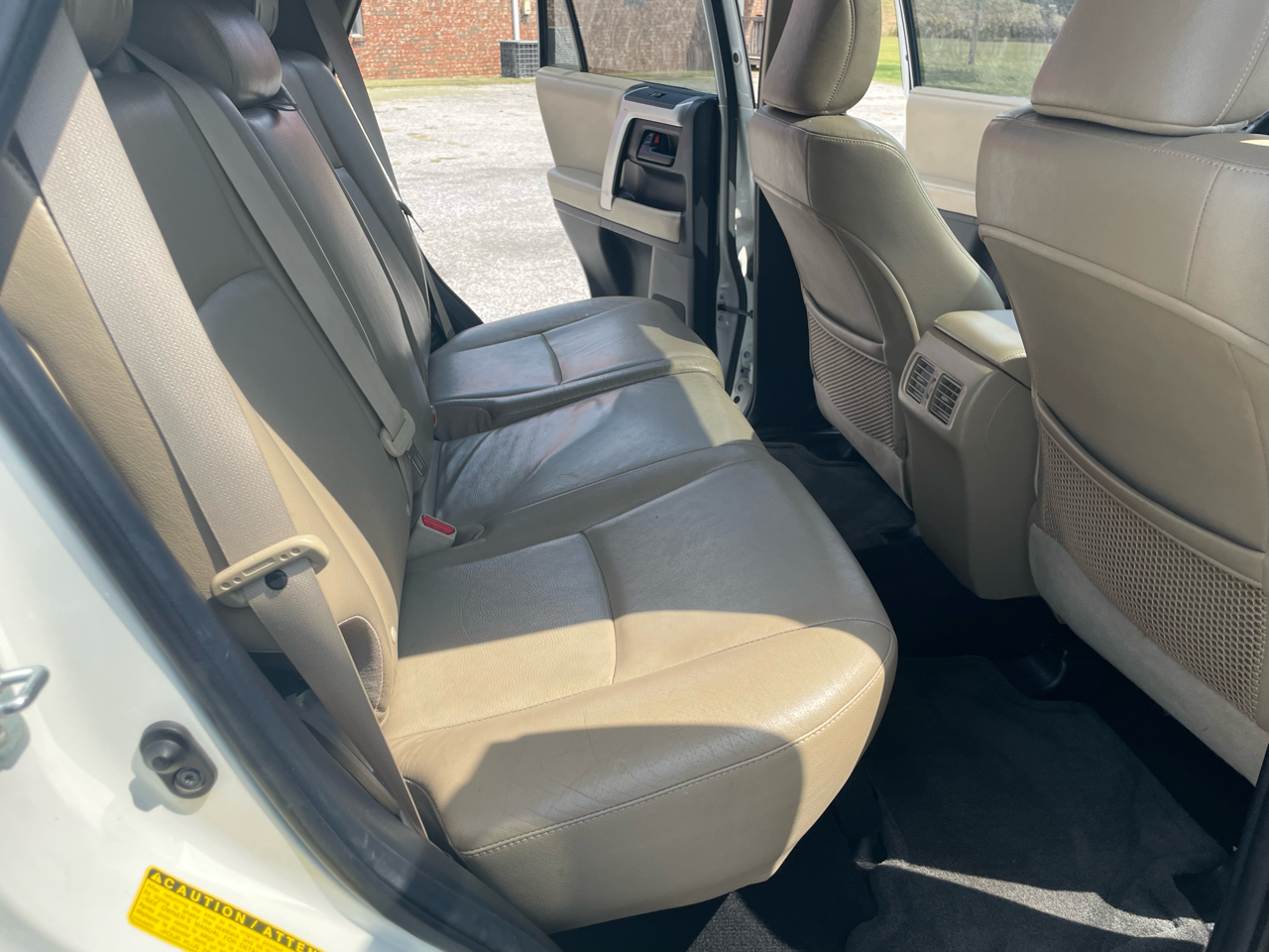 Toyota 4Runner SR5 4WD 2011 Toyota 4Runner SR5 4WD 2011