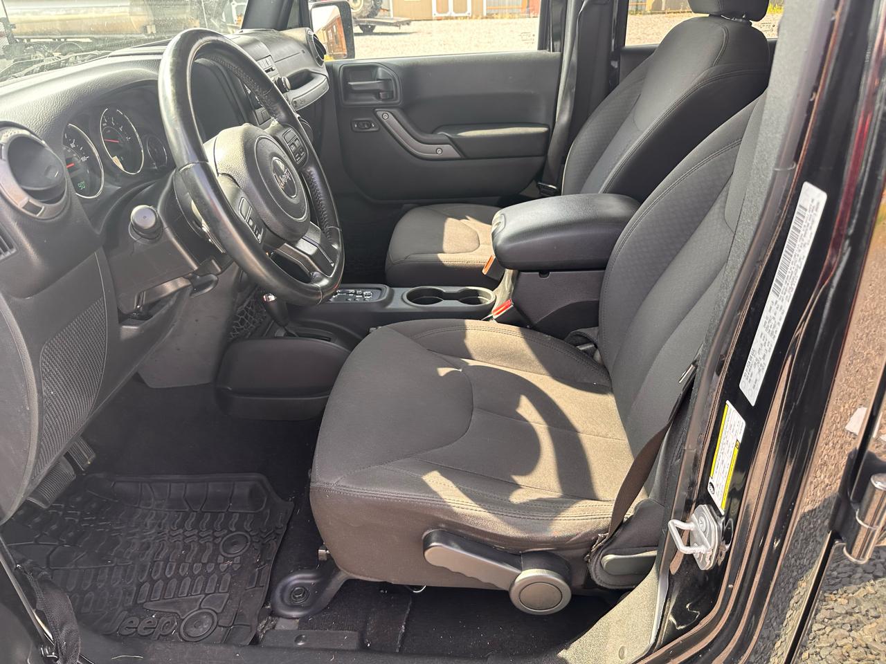 Jeep Wrangler Unlimited Sport 4WD 2017