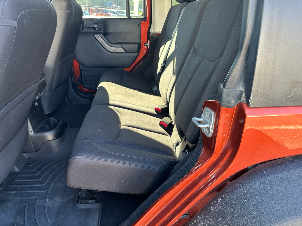 Jeep Wrangler Unlimited Sport 4WD 2014 Jeep Wrangler Unlimited Sport 4WD 2014