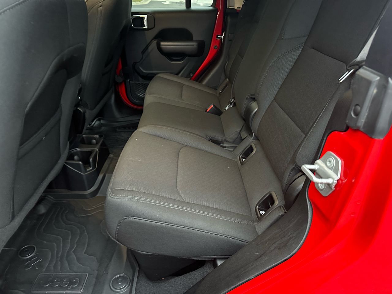 Jeep Gladiator Sport 2021