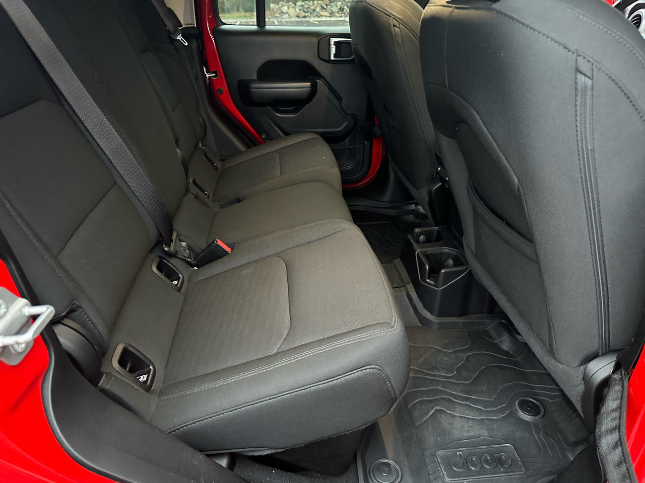 Jeep Gladiator Sport 2021