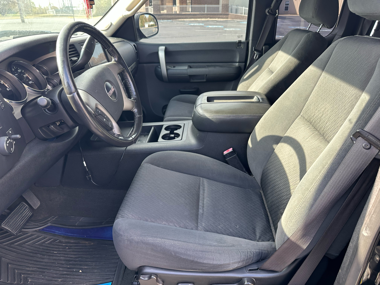 2008 Gmc Sierra 1500 SLE photo 4