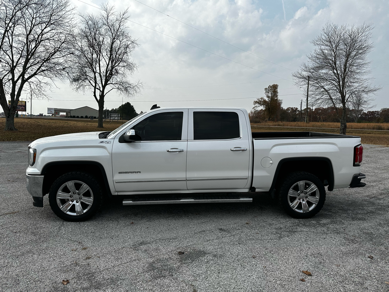 2018 GMC Sierra 1500 4WD Crew Cab 147" SLT