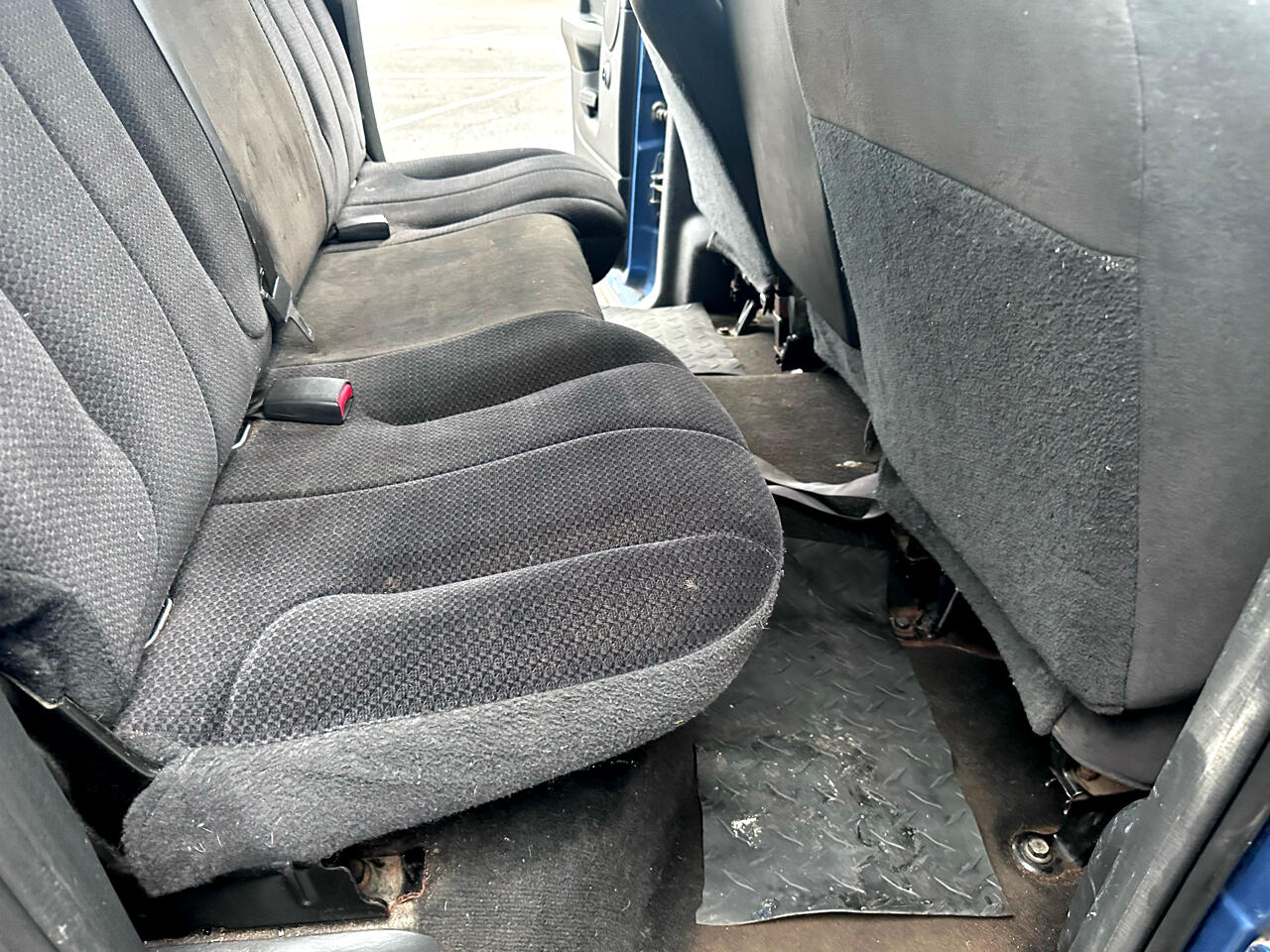 Dodge Ram 1500 ST Quad Cab 2WD 2004