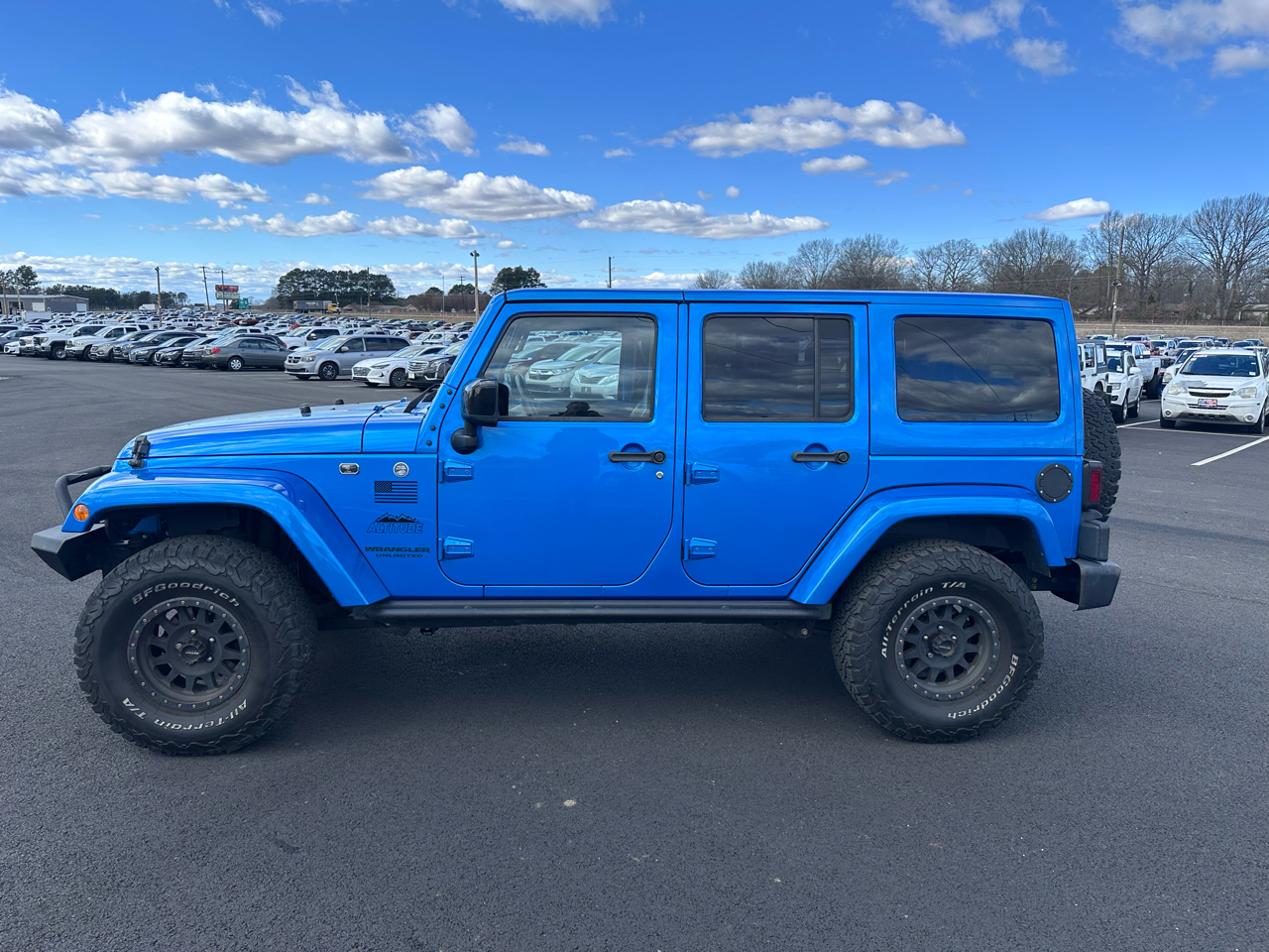 2014 Jeep Wrangler Unlimited Sahara 4WD