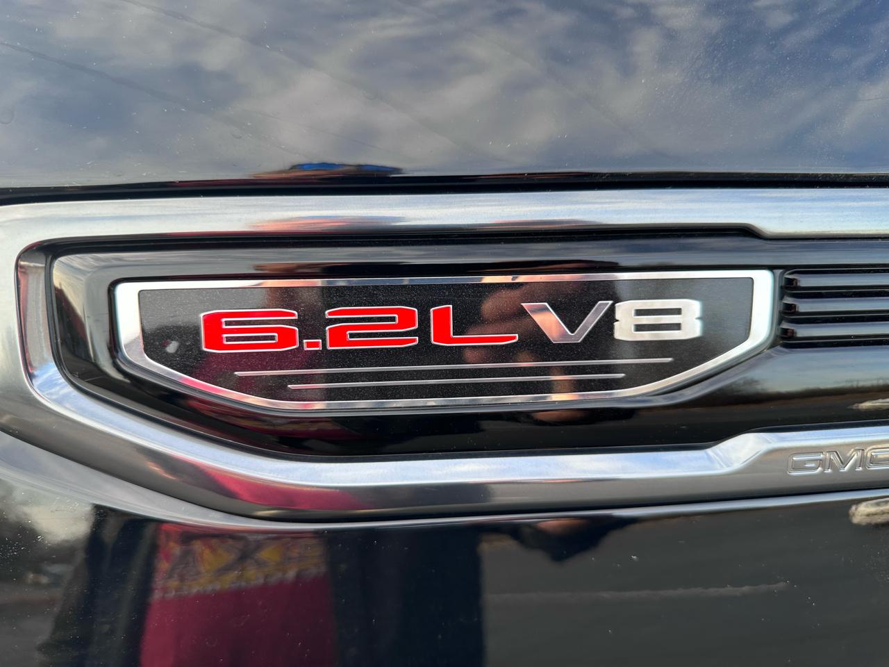 GMC Sierra 1500 AT4 Crew Cab 4WD 2024