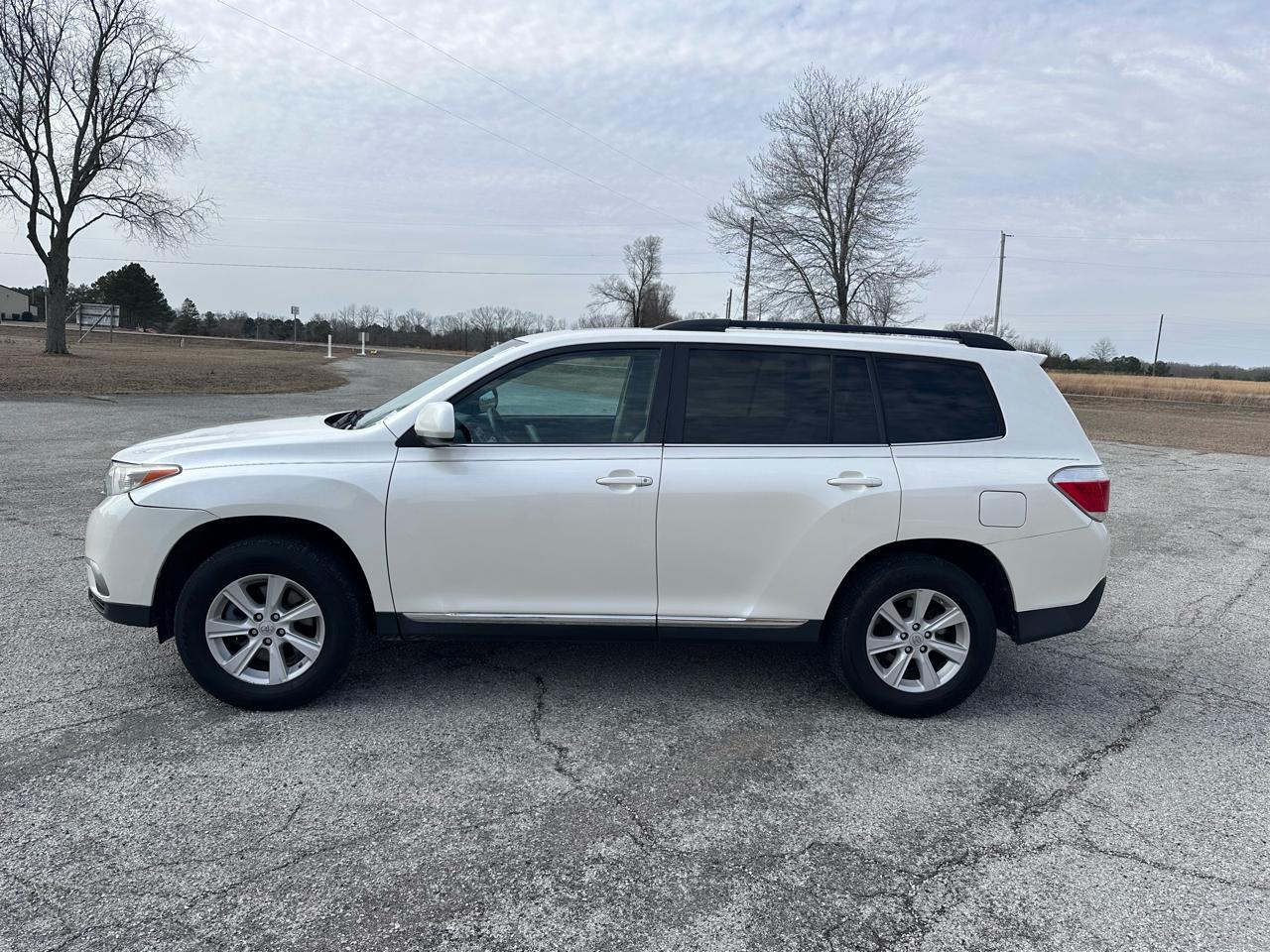 2013 Toyota Highlander Base 2WD V6