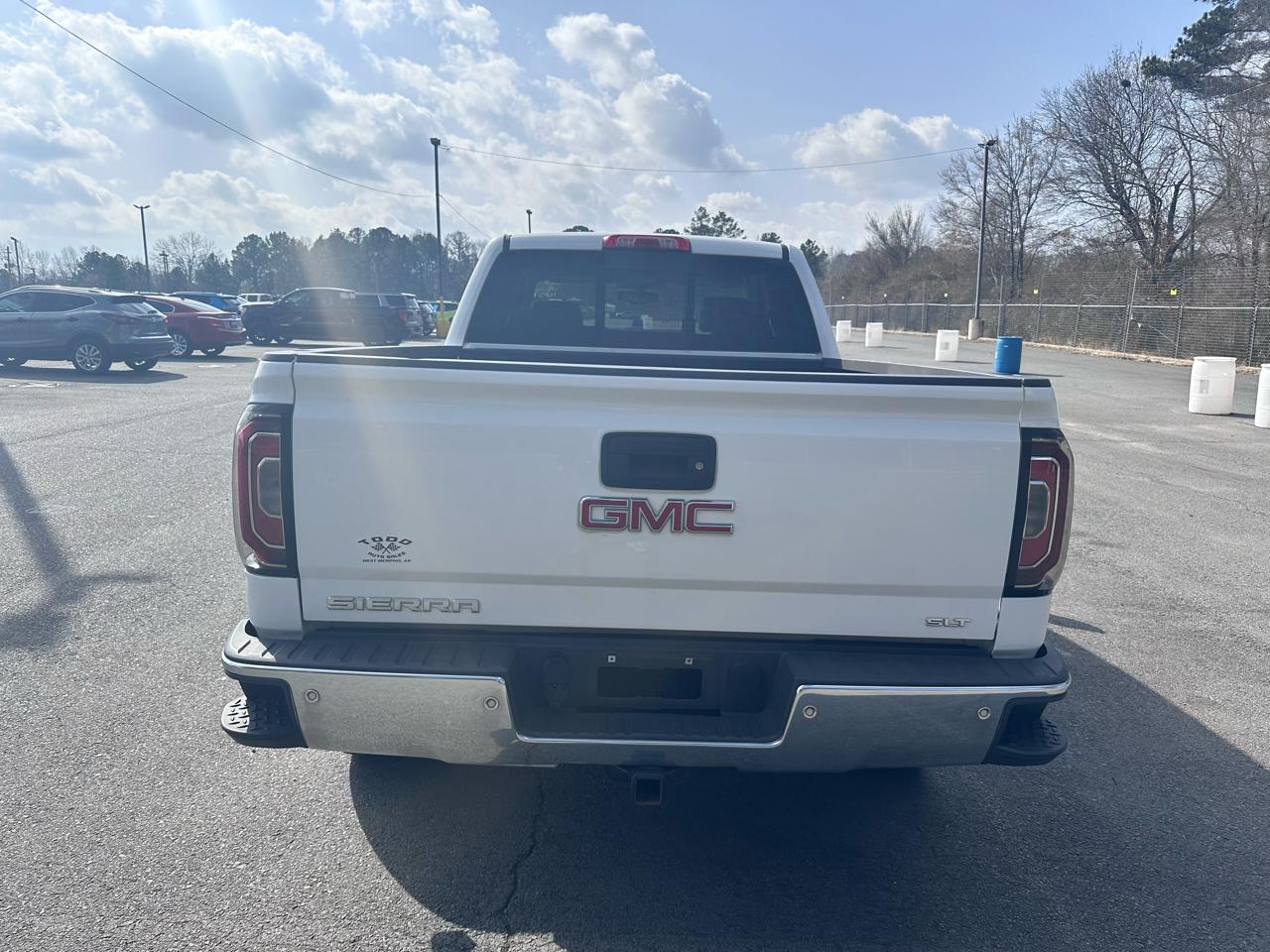 GMC Sierra 1500 4WD Crew Cab 147" SLT 2017