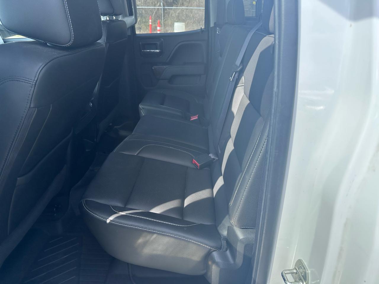 GMC Sierra 1500 4WD Crew Cab 147" SLT 2017