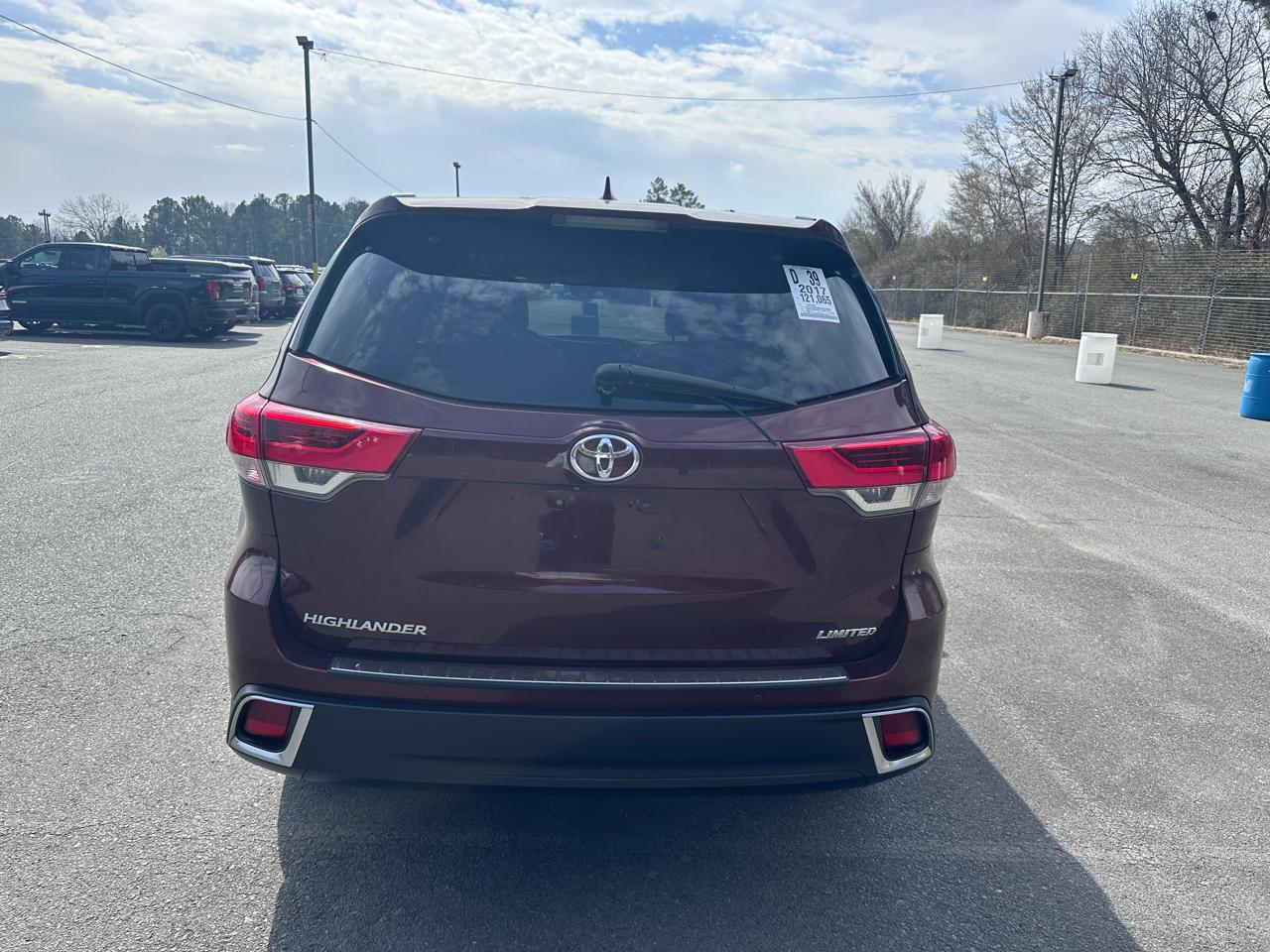 Toyota Highlander Limited Platinum FWD V6 2017