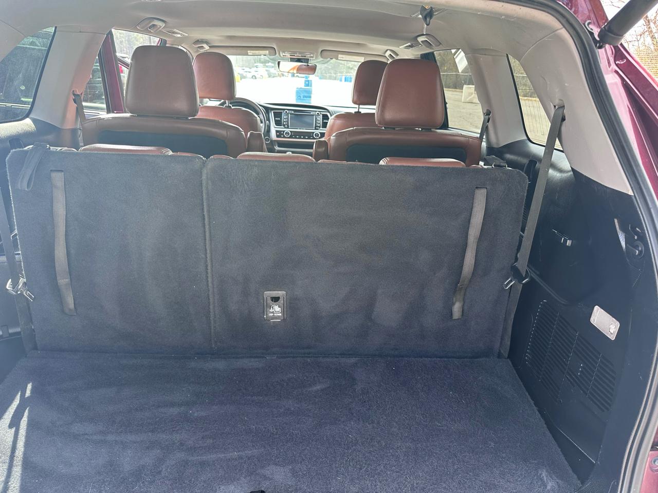 Toyota Highlander Limited Platinum FWD V6 2017