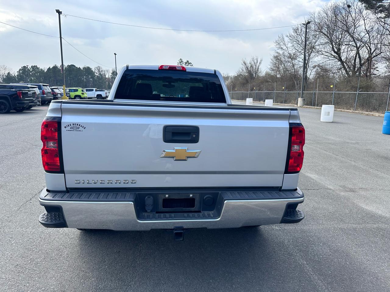 Chevrolet Silverado 1500 2WD Double Cab 143.5" LS 2015