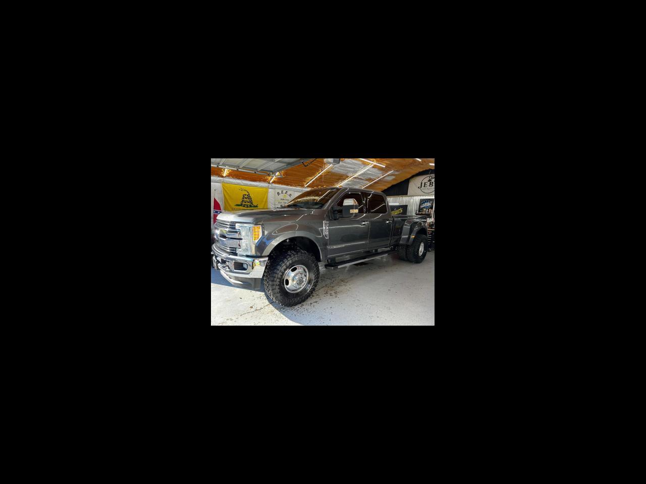 Ford F-350 SD King Ranch Crew Cab Long Bed DRW 4WD 2017